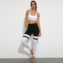 Load image into Gallery viewer, Womens Seamless Black And White Leggings - OneWorldDeals